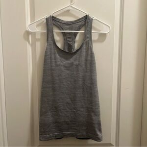 Lululemon Women's 6 Swiftly Racerback Tank Top Black White Striped Athletic Run